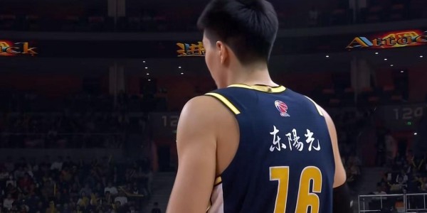 kaiyun下载-狠狠打脸杜锋！徐昕狂轰广州生涯最强一战，广东队已经高攀不起？