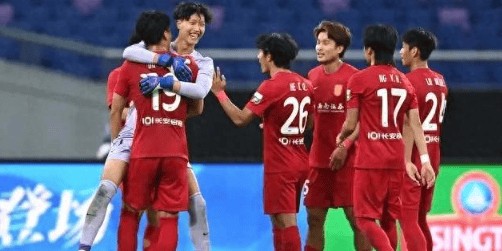 一场1-1，让中超最大黑马诞生：8场仅丢6球+狂揽18分，创造新历史