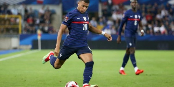 kaiyun下载-【夜读】搞完球员搞教练？巴萨董事会刷存在感