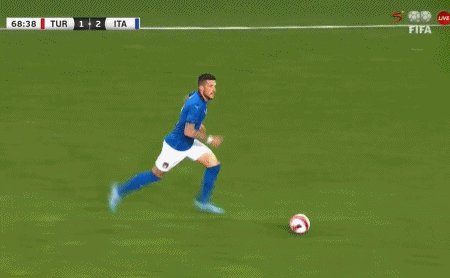 1648597965308067738.gif 意大利.gif